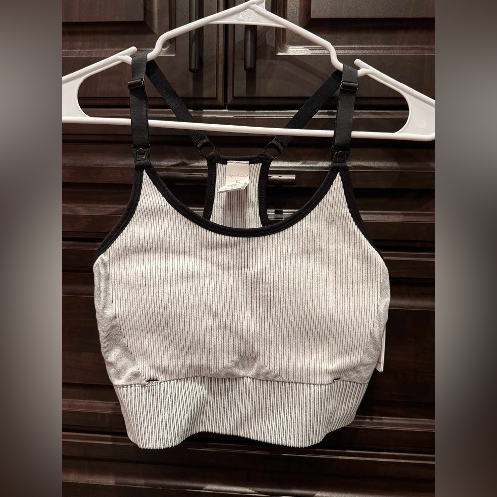 Ingrid & Isabel Maternity nursing Ribbed Sports Bra with Black Trim LARGE NWT
